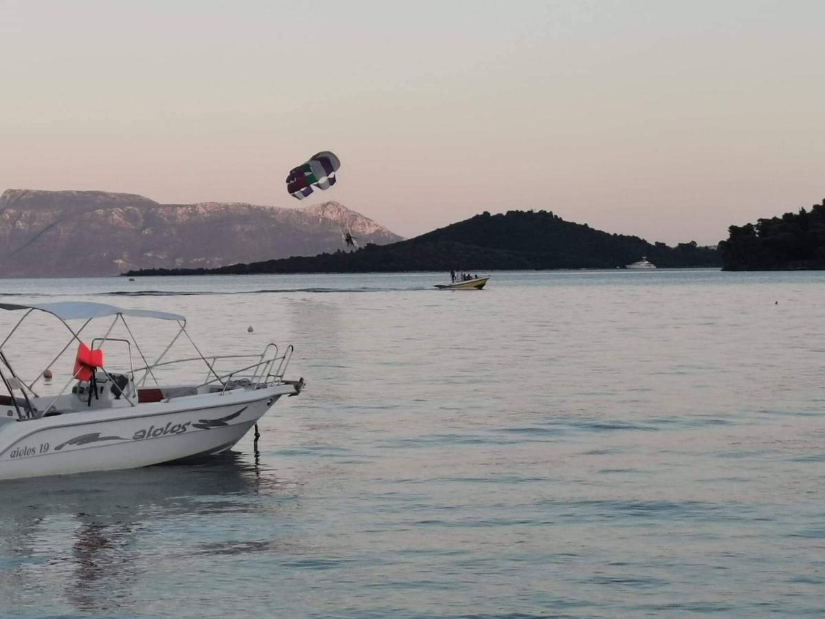 3 Island View Hotel نيدري المظهر الخارجي الصورة