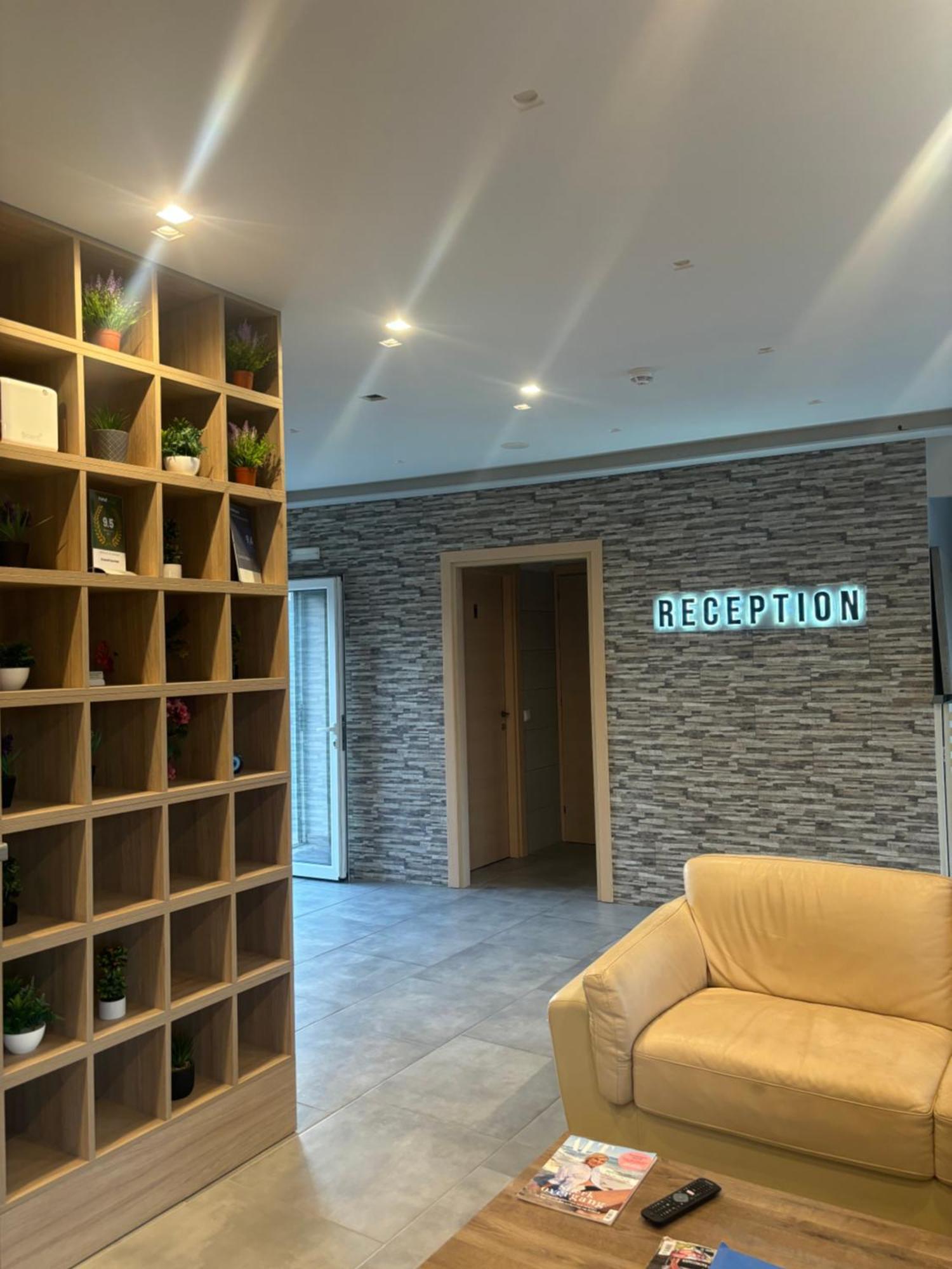 3 Island View Hotel نيدري المظهر الخارجي الصورة