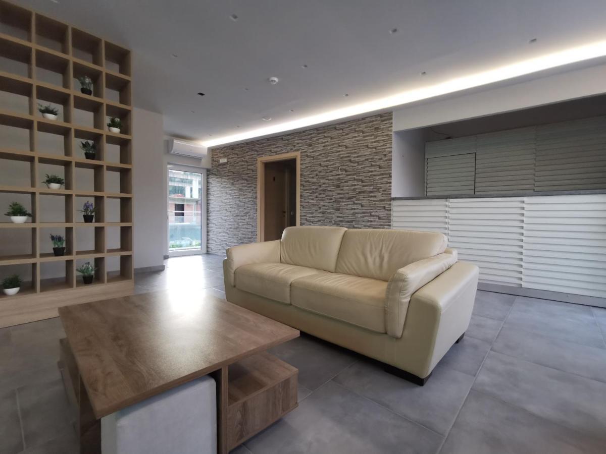 3 Island View Hotel نيدري المظهر الخارجي الصورة